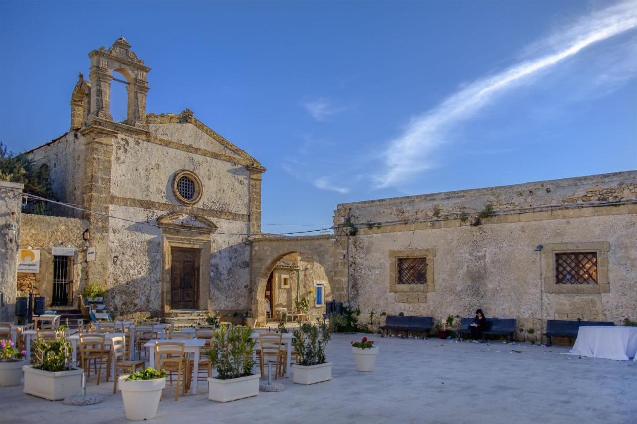 Terre Di Mare Near The Sandy Beach With Pool, Parking & Wifi Fontane Bianche Exteriér fotografie