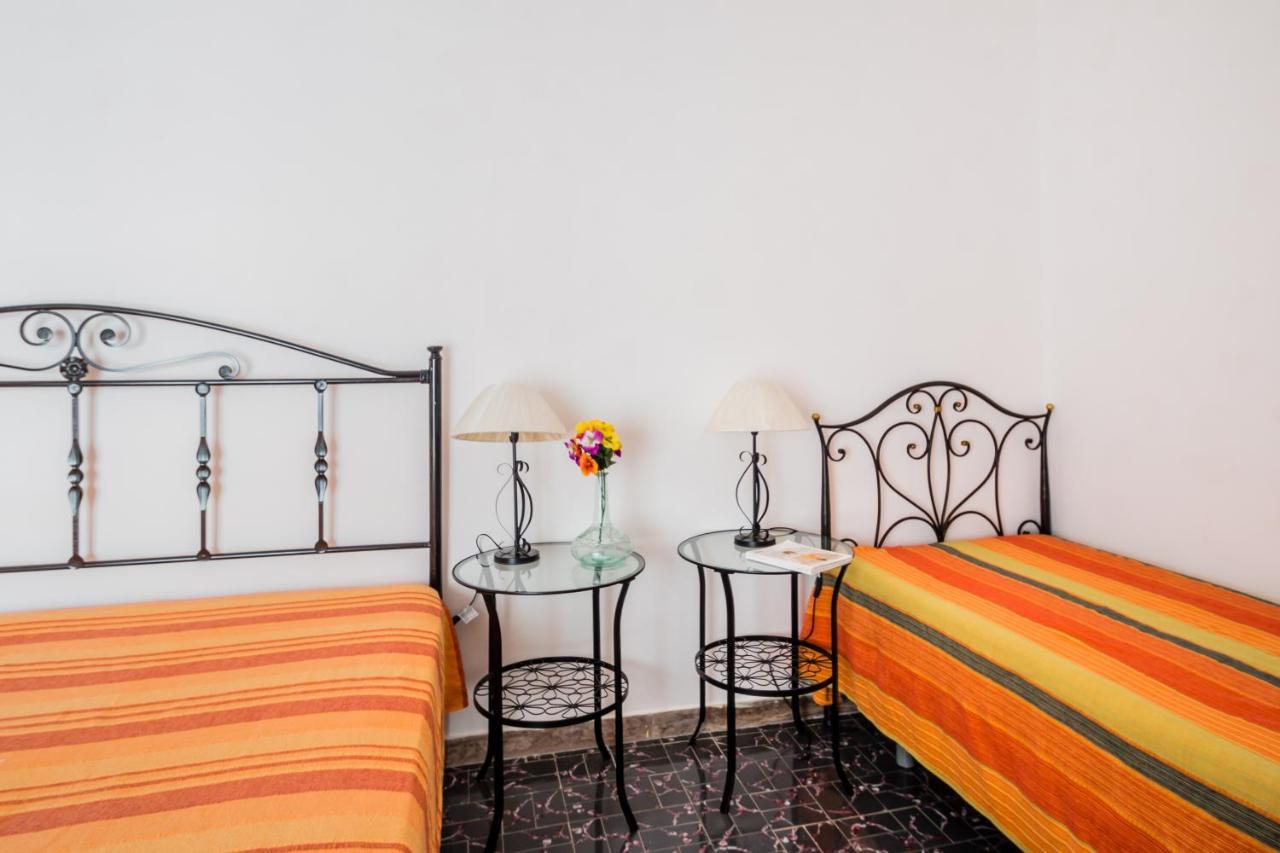 Terre Di Mare Near The Sandy Beach With Pool, Parking & Wifi Fontane Bianche Exteriér fotografie